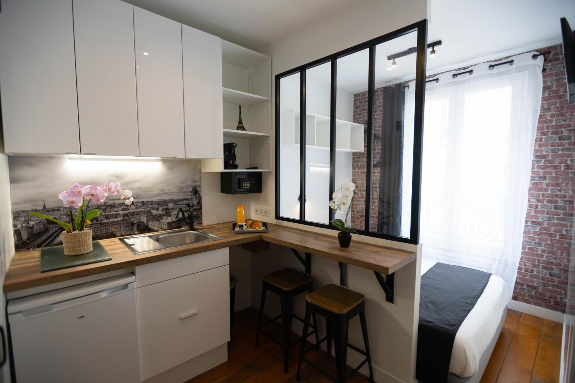 Aparthotel Beatrice Et Emmanuel Meuble Eiffel